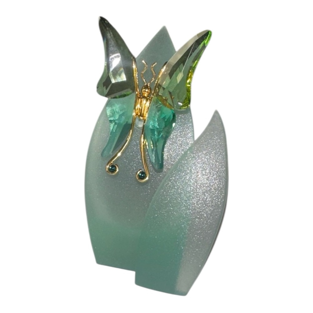 Swarovski Crystal Paradise Butterfly Astara in Light Emerald- With Stand 00-04